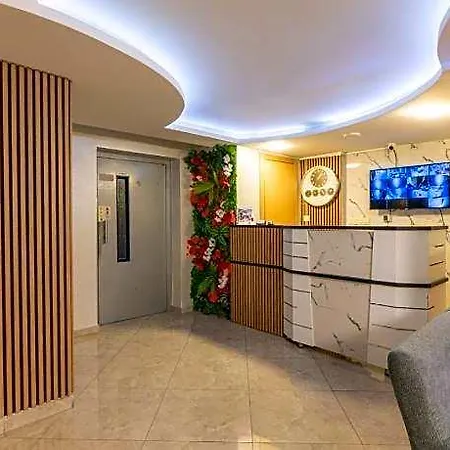 Hotel Waw Galataport 3*