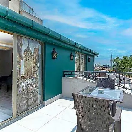 Hotel Waw Galataport 3*